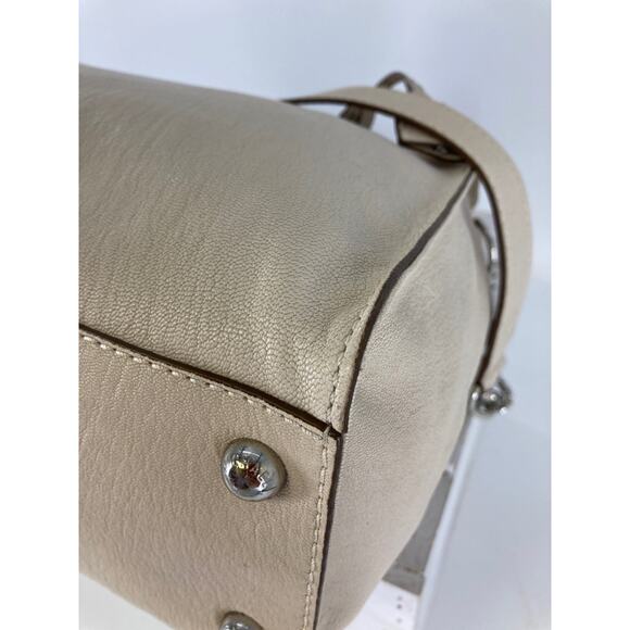 MICHAEL KORS HAMILTON LARGE IVORY LEATHER SHOULDER BAG - Picture 11 of 16